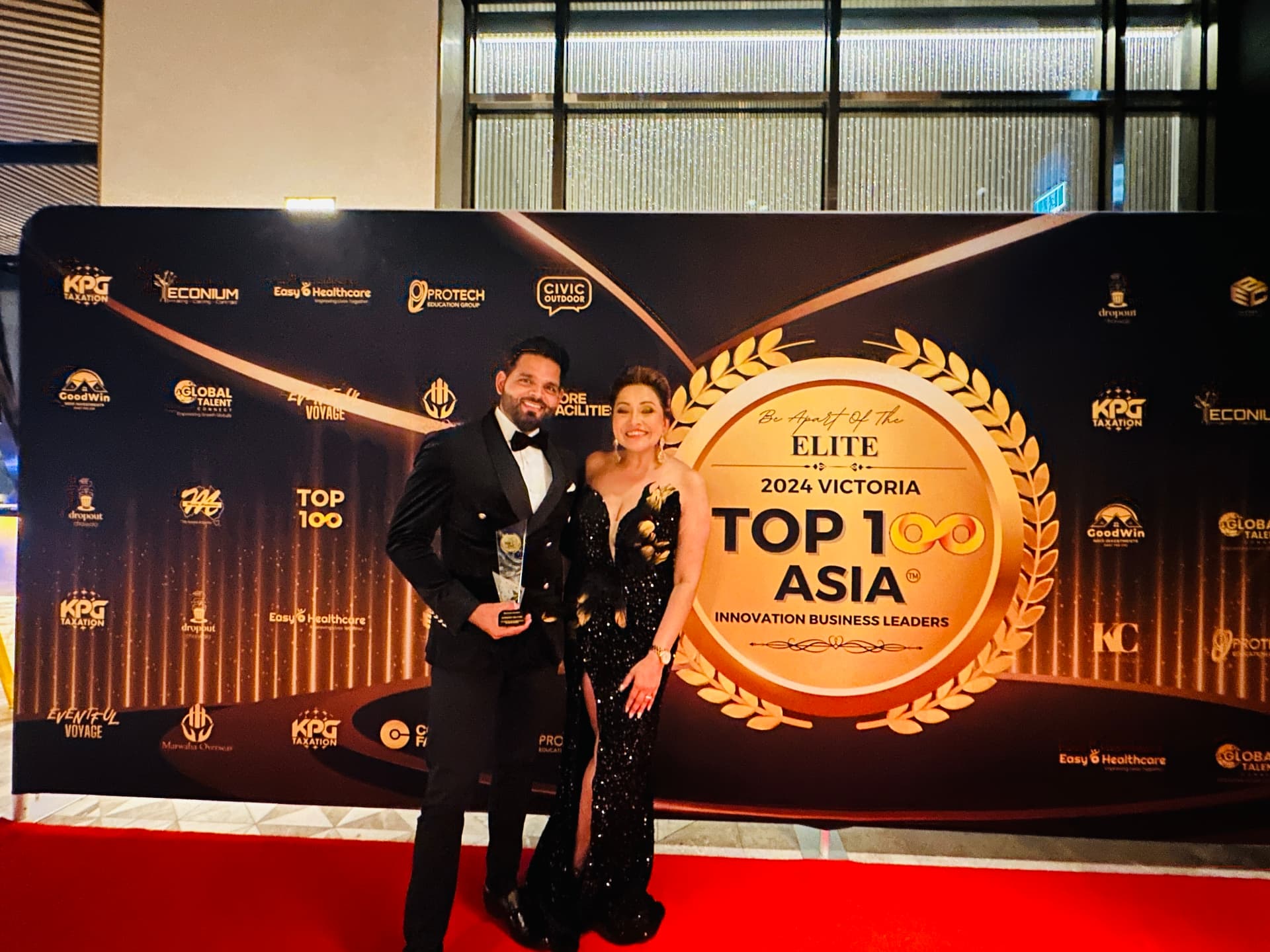 Irshad Siddiqui on the Top 100 red carpet